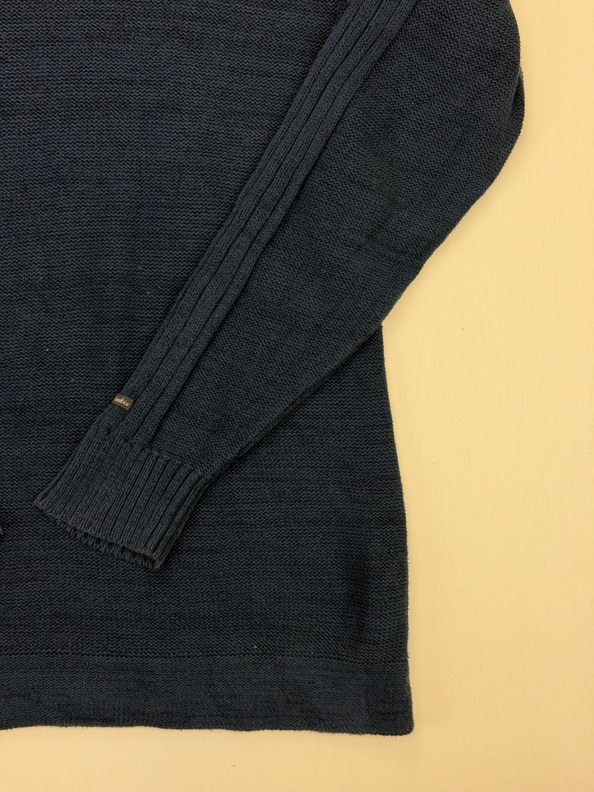 Columbia sweater cuff and hem detail