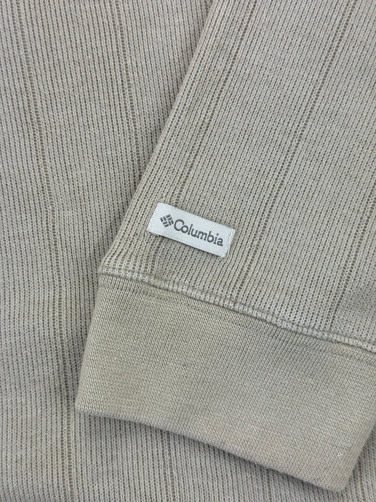 Columbia Beige Ribbed V-Neck Sweater – XL