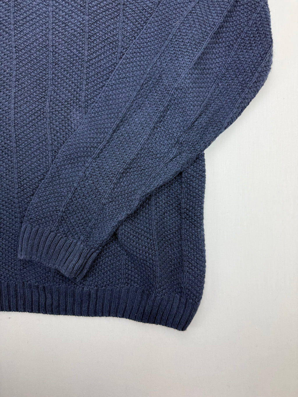 Chaps Navy Textured Crewneck Sweater – L